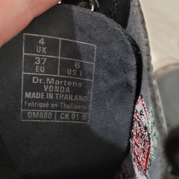 Dr Martens Womens Boots EU37 UK4 US6 Vonda Embroidered Red Roses 14 eyelet Black - Picture 13 of 16